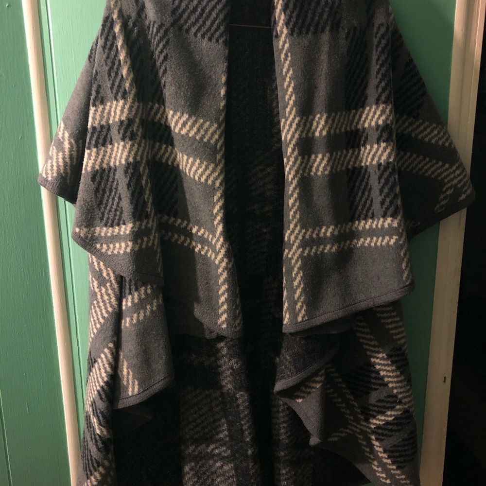 Warm pancho